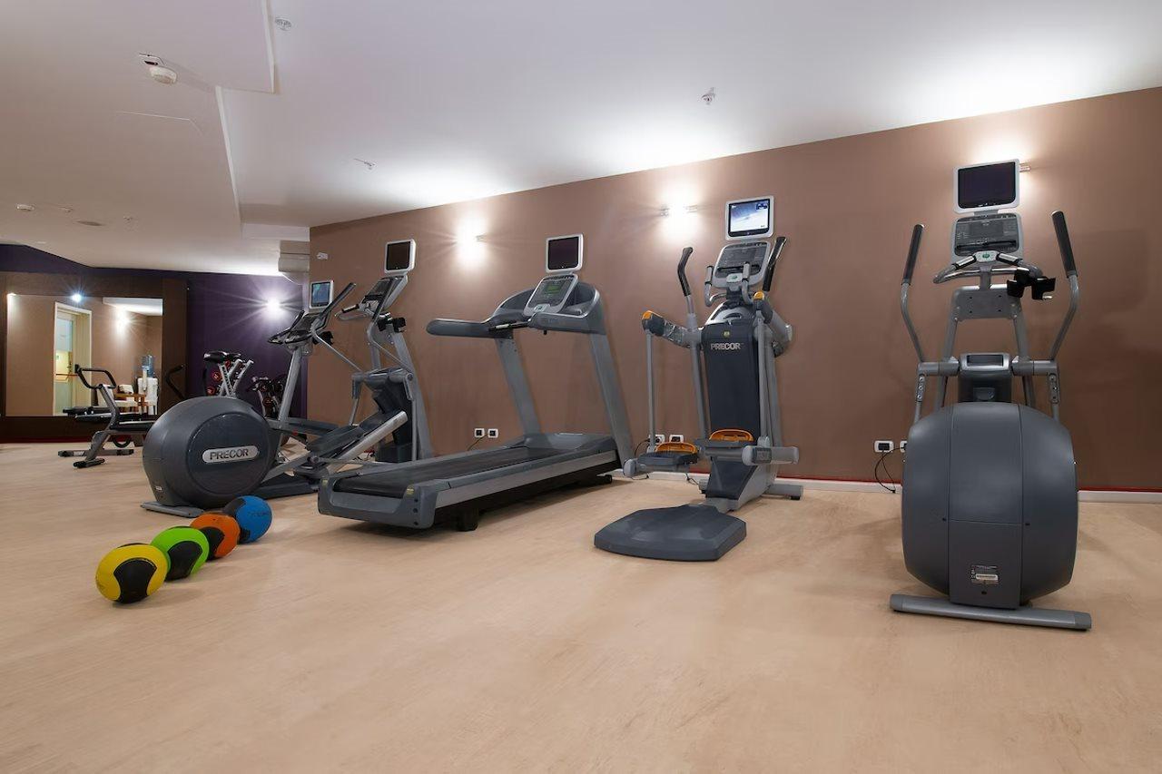 Hilton Garden Inn Milan Malpensa Somma Lombardo Exterior foto